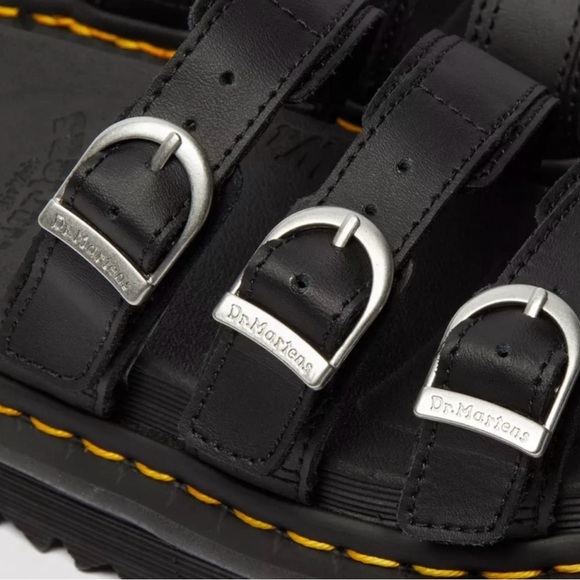 New Dr. Martens Blaire Sandals Black Leather Platform Slides size 6 - Picture 10 of 11